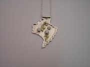 Silver & 18ct gold pendant with 3 Cubic Zirconia